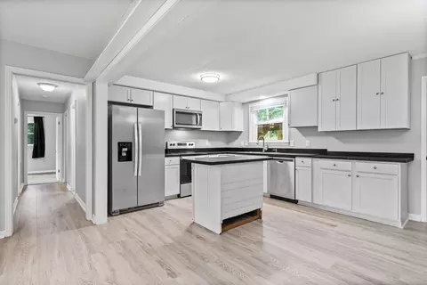 684 Dean Rd, Clarksville, TN 37040