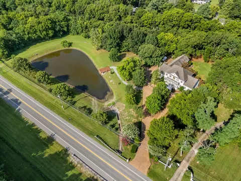 1115 Wilson Pike, Brentwood, TN 37027