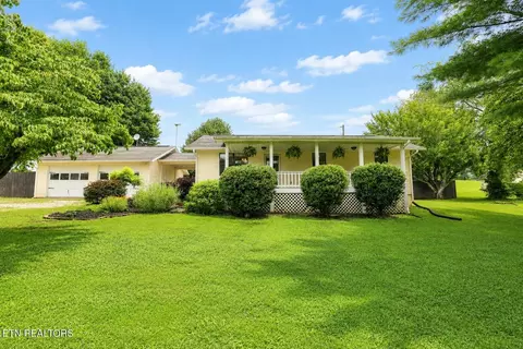 1000 E Highway 25-70, Dandridge, TN 37725