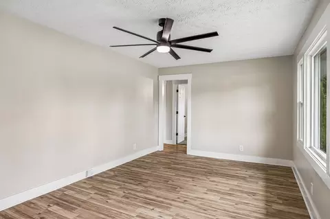 Living - 200 Blackpatch Dr, Springfield, TN 37172 photo 1 of 5