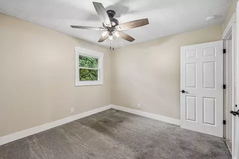 Bedroom - 200 Blackpatch Dr, Springfield, TN 37172 photo 6 of 8