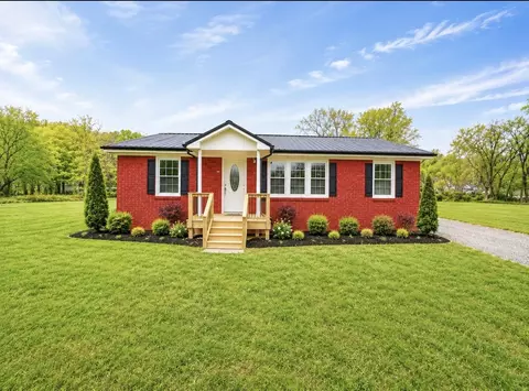 114 Joe St, Waverly, TN 37185