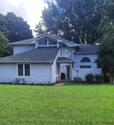 104 Breckenridge Rd, Tullahoma, TN 37388