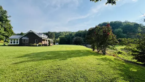 380 Dry Weakley Rd, Ethridge, TN 38456