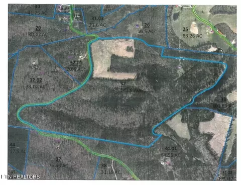 1495 Trace Creek Rd, Hohenwald, TN 38462
