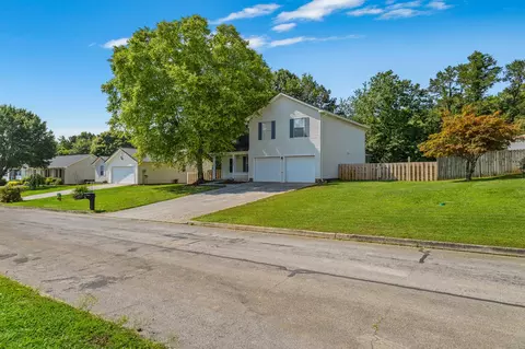 1720 Chesapeake Dr, Athens, TN 37303