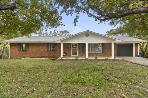 809 Dockery Ln SE, Cleveland, TN 37323