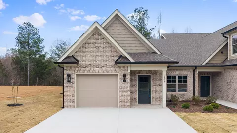 5284 Baylor St NW, Cleveland, TN 37312