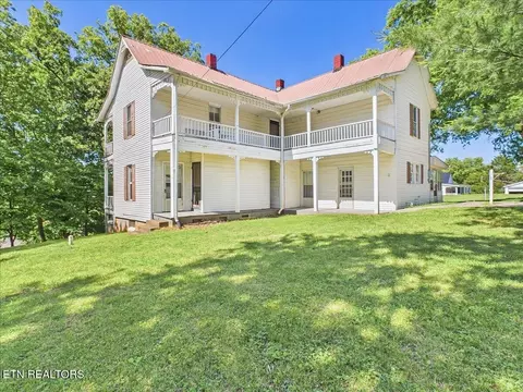 111 Bryan Hill Dr, Tellico Plains, TN 37385