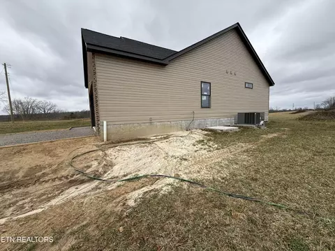 238 Thacker Rd, Grimsley, TN 38565 photo 3