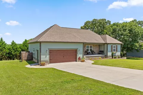 56 Seven Pines Ln, Chickamauga, GA 30707