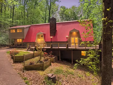 207 County Road 90, Riceville, TN 37370