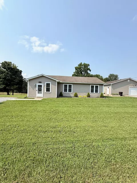 1276 Peter Pond Rd, Ashland City, TN 37015