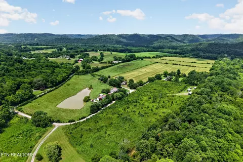 187 Edwin Smith Ln, Gainesboro, TN 38562