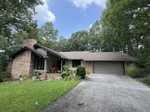 126 Rolling Green Dr, Crossville, TN 38558