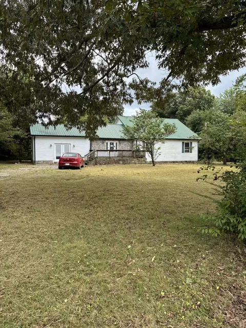 141 Hollow Springs Rd, Woodbury, TN 37190