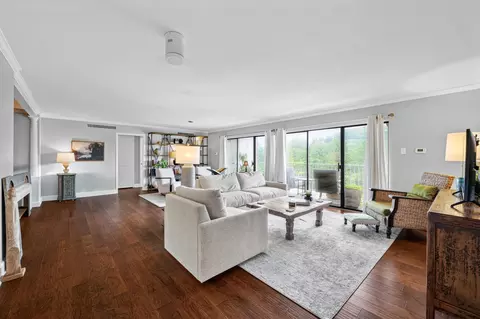 1414 Continental Dr #407+409, Chattanooga, TN 37405