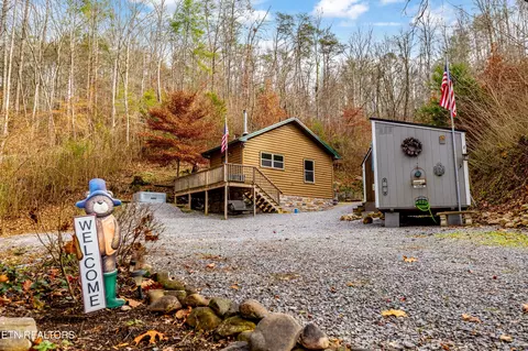 5909 Old Walland Hwy, Walland, TN 37886