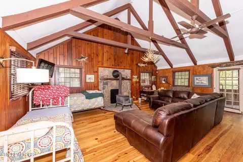 6806 Walnut Loop Rd, Townsend, TN 37882 photo 17
