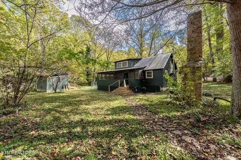 6806 Walnut Loop Rd, Townsend, TN 37882 photo 5