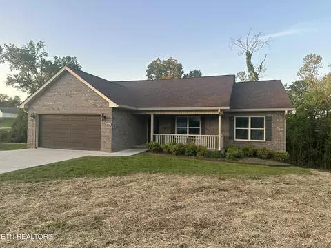 2117 Camley Ct, Maryville, TN 37801