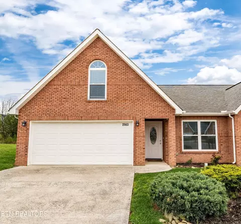 2563 Keeneland Dr, Maryville, TN 37803