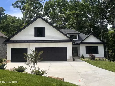 301 Seminole Trce, Loudon, TN 37774