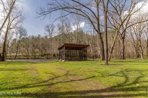 248 Cameron Rd, Townsend, TN 37882