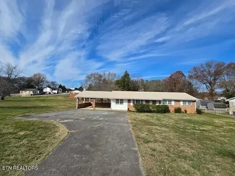 1307 Mcarthur Rd, Maryville, TN 37804