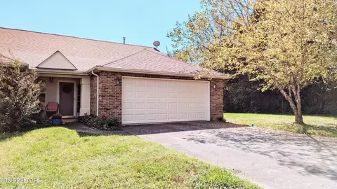 7000 Wakan Ln, Corryton, TN 37721