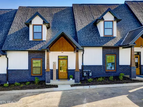 430 Fleeta Williams Way, Sevierville, TN 37862