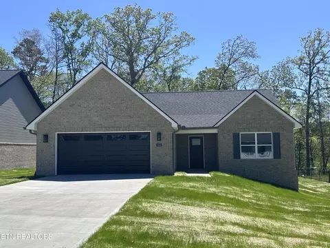 2430 Patrick Ave, Maryville, TN 37804