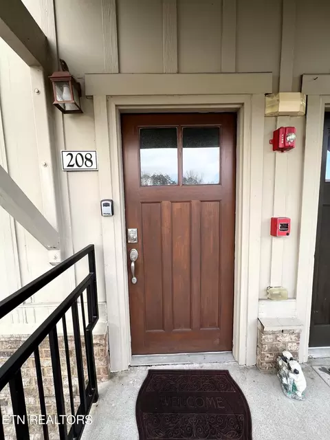 3918 Cherokee Woods Way #208, Knoxville, TN 37920