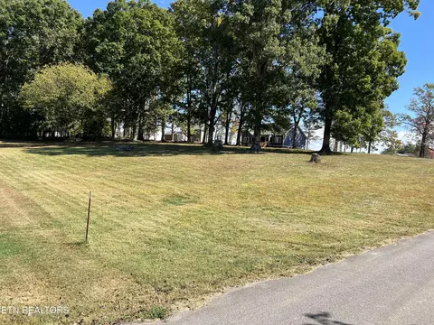 1 Mason Ln, Madisonville, TN 37354