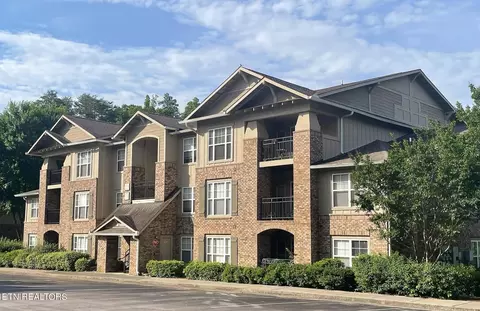 3934 Cherokee Woods Way #201, Knoxville, TN 37920