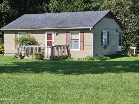 807 Burchfield St, Maryville, TN 37804