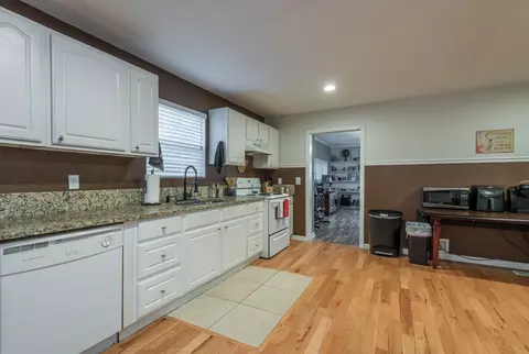 624 E Hunt Rd, Alcoa, TN 37701 photo 7