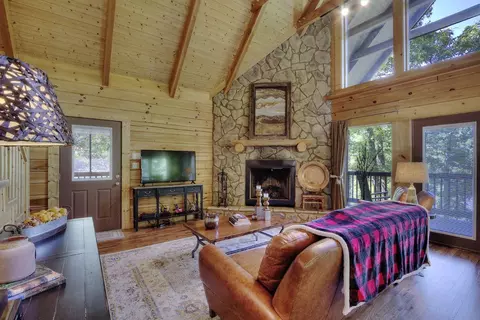 408 Mt John Loop Rd, Townsend, TN 37882 photo 7