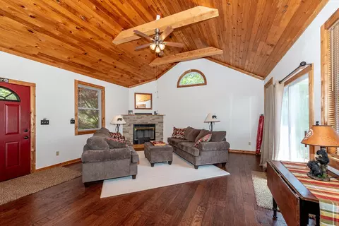 116 Craig Cove Rd, Townsend, TN 37882 photo 3
