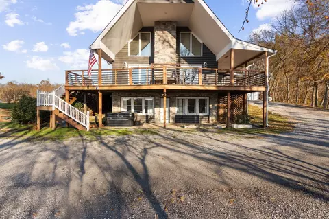 Exterior - 3721 S Hyde Rd, Springfield, TN 37172 photo 1 of 12