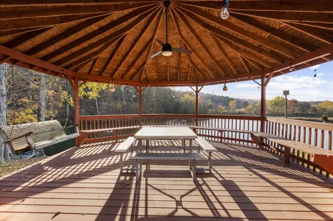 Exterior - 3721 S Hyde Rd, Springfield, TN 37172 photo 10 of 12