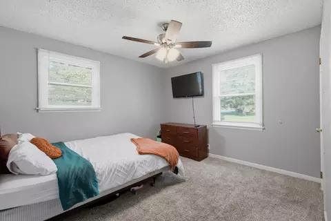 Bedroom - 6539 Longview Dr, Murfreesboro, TN 37129 photo 5 of 8