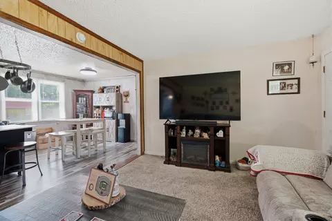 Living - 6539 Longview Dr, Murfreesboro, TN 37129 photo 3 of 3