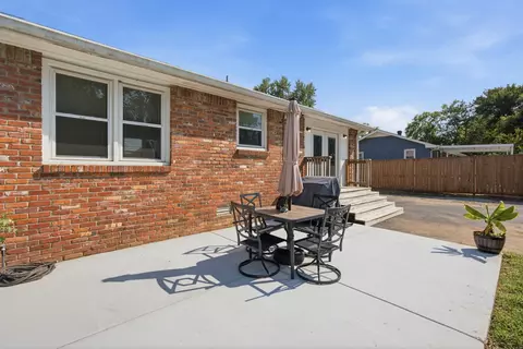 Exterior - 6539 Longview Dr, Murfreesboro, TN 37129 photo 3 of 6