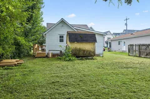 Exterior - 527 E Castle St, Murfreesboro, TN 37130 photo 3 of 4