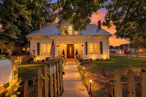 331 W Flower St, Pulaski, TN 38478