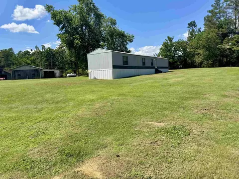 2511 Watkins Rd, Michie, TN 38357