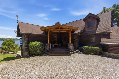 114 Chickasaw Pt, Ten Mile, TN 37880