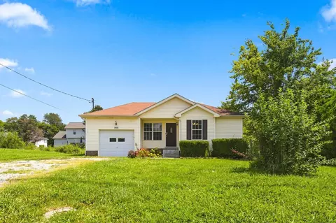 3433 Merganser Dr, Clarksville, TN 37042