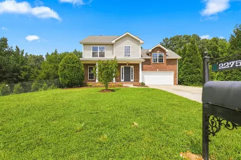 2275 Yeager Dr, Clarksville, TN 37040